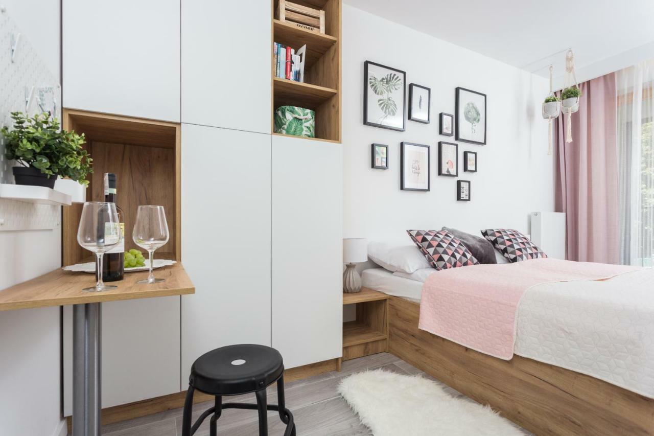 City Of The Kings - Pastel Apartment Lubelska 10 Krasków Εξωτερικό φωτογραφία