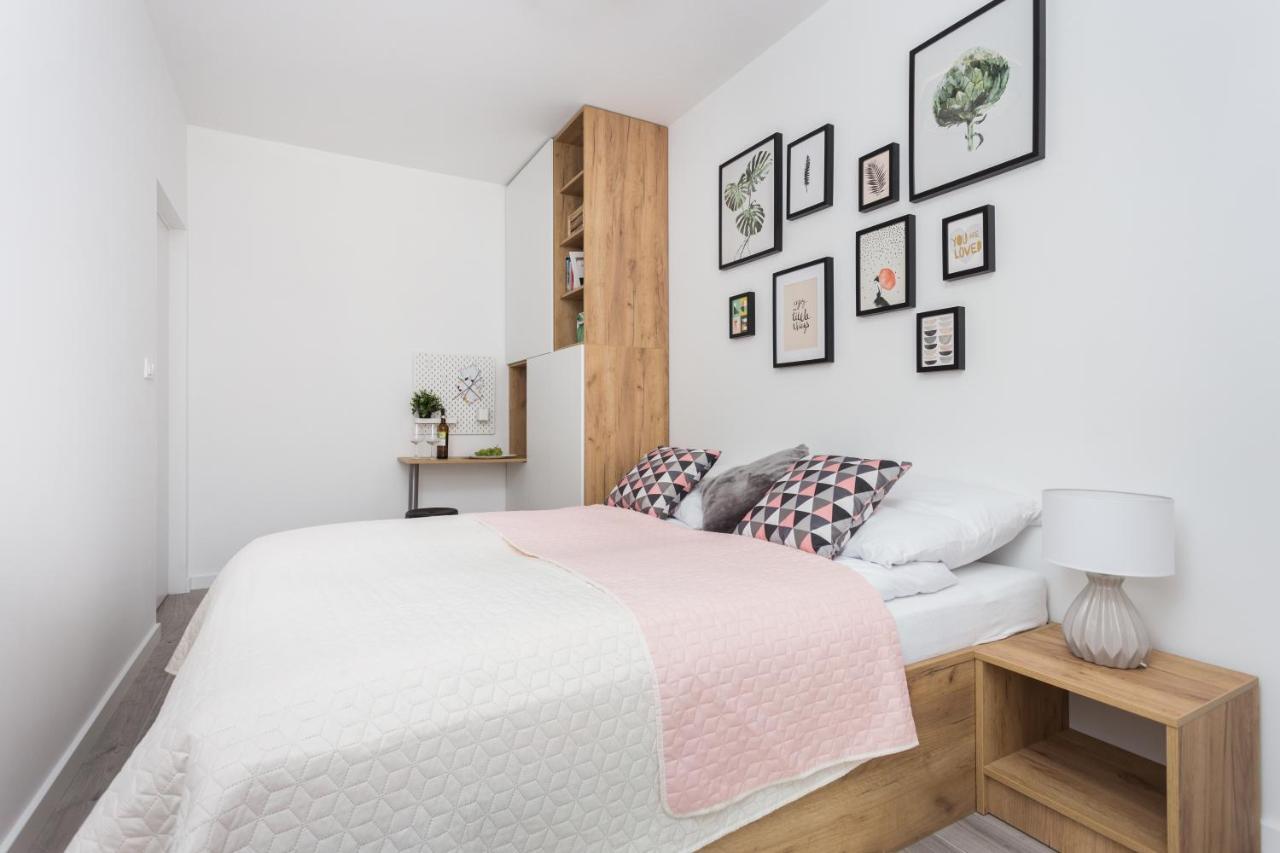 City Of The Kings - Pastel Apartment Lubelska 10 Krasków Εξωτερικό φωτογραφία